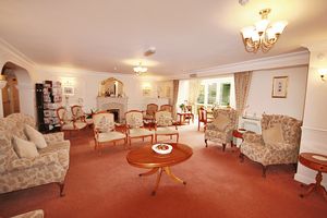 Residents Lounge- click for photo gallery